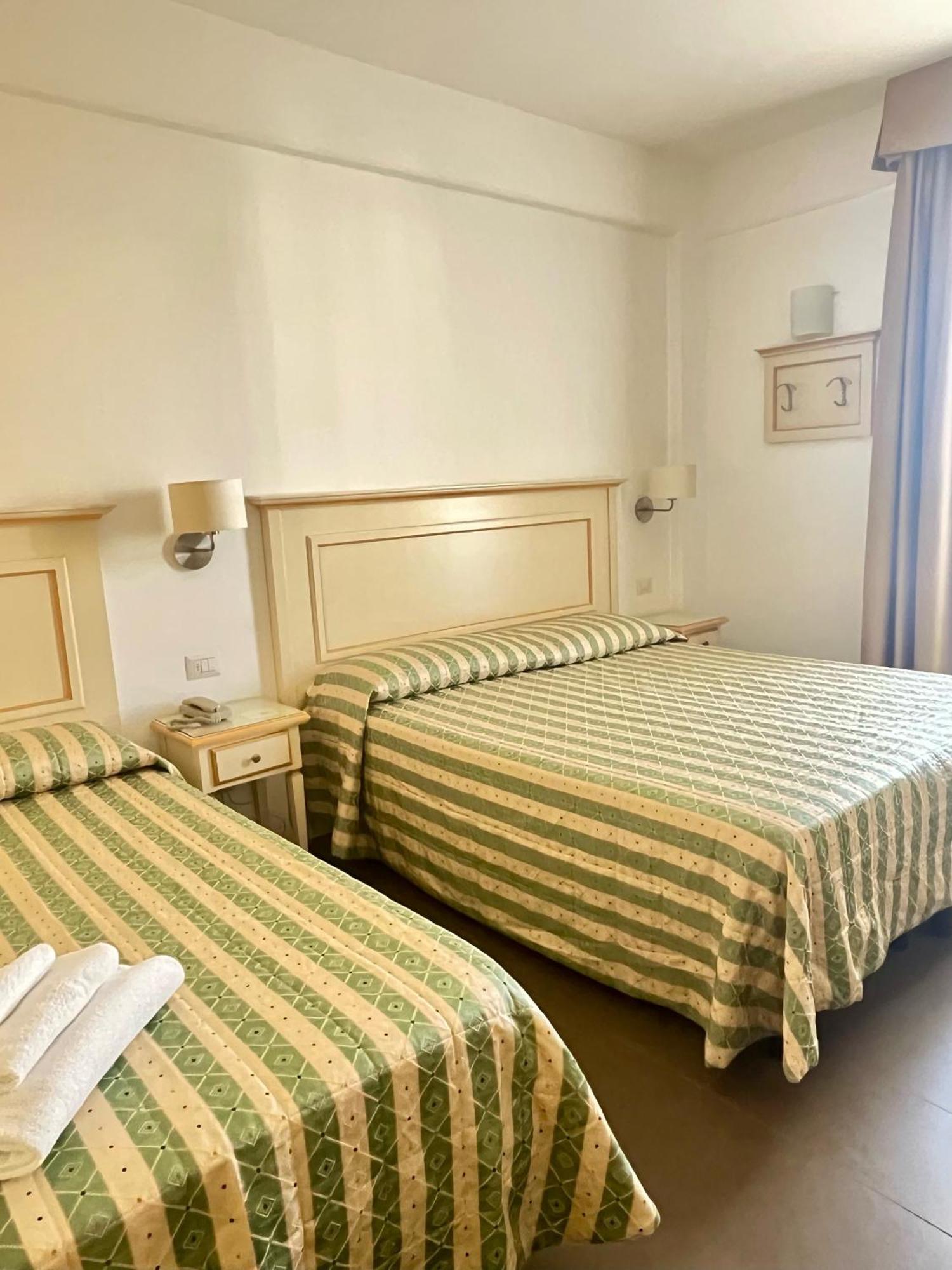 Hotel Stella Marina San Vincenzo Eksteriør billede